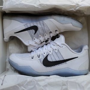 Kobe 11 EM Low Fundamental